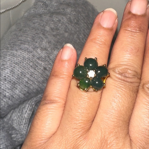 Jade ring - Picture 4 of 5